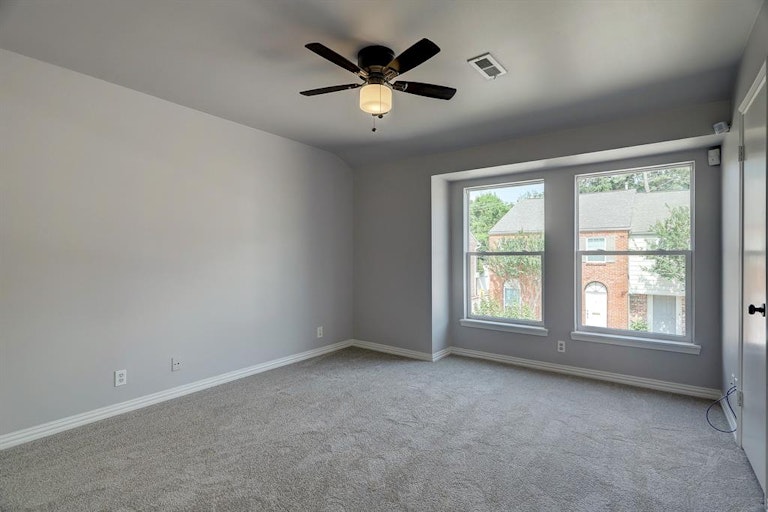 Photo 35 of 42 - 12643 Rip Van Winkle Dr, Houston, TX 77024
