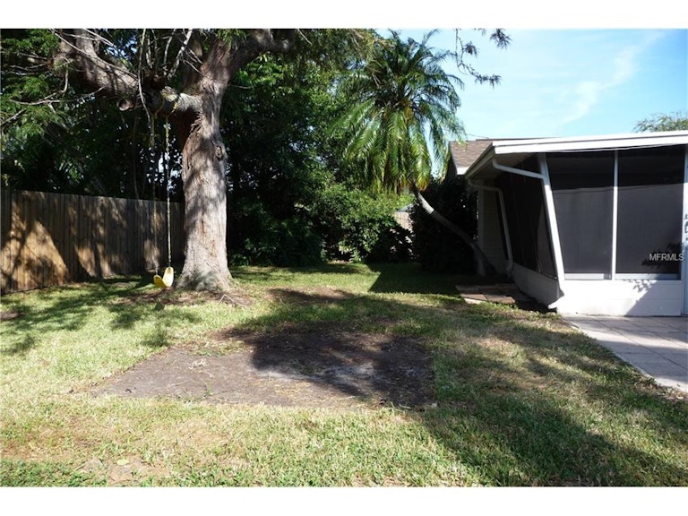 Photo 13 of 13 - 1254 Caracas Ave, Clearwater, FL 33764