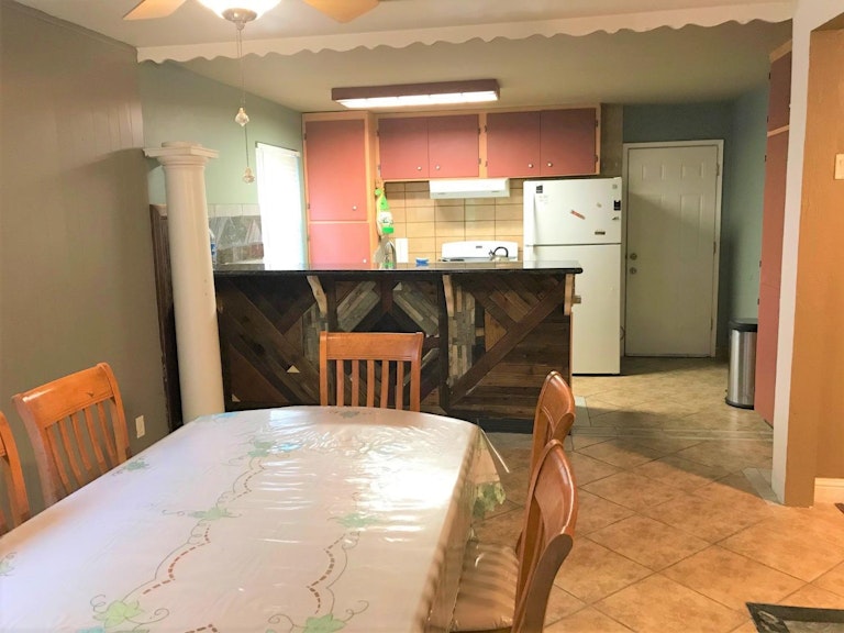Photo 7 of 19 - 704 Barbara Way, Woodland, CA 95776