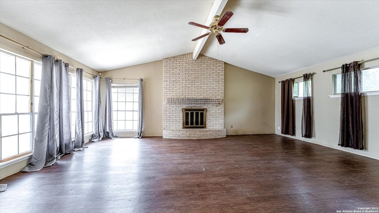 Photo 11 of 25 - 7323 Timber Ridge Dr, San Antonio, TX 78227