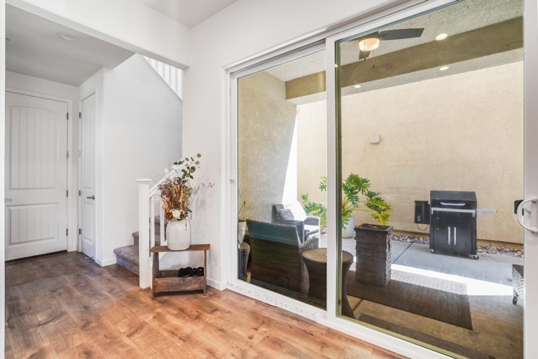 Photo 10 of 29 - 4478 Natomas Central Dr, Sacramento, CA 95834