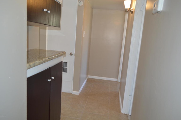 Photo 19 of 35 - 2137 W Verde Ln, Phoenix, AZ 85015