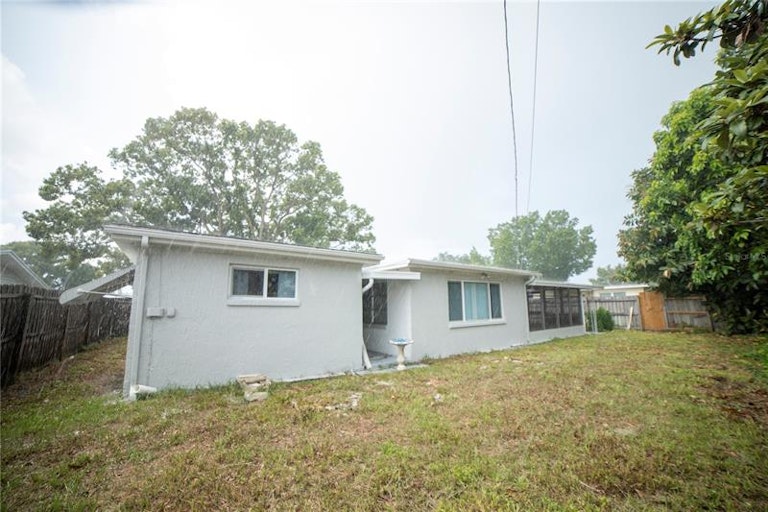 Photo 9 of 72 - 5121 Dove Dr, New Port Richey, FL 34652