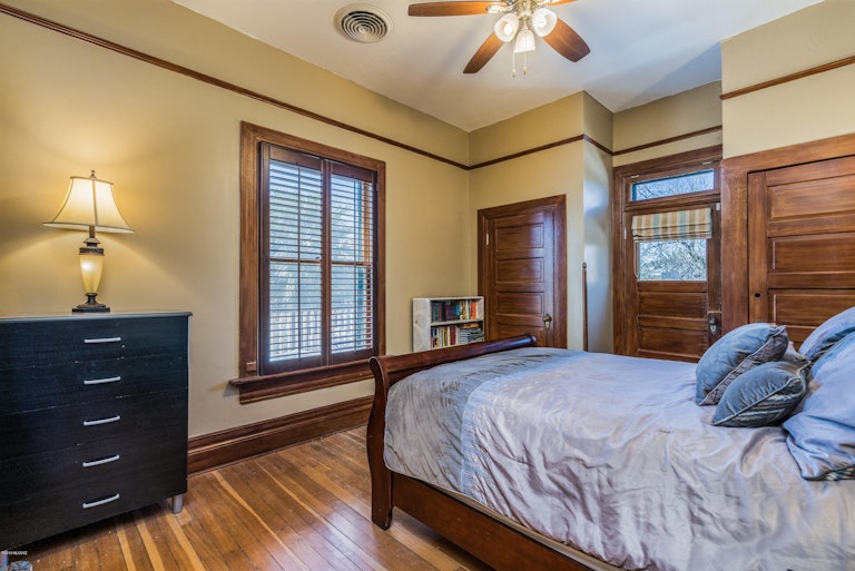Photo 26 of 50 - 505 S 6th Ave, Tucson, AZ 85701