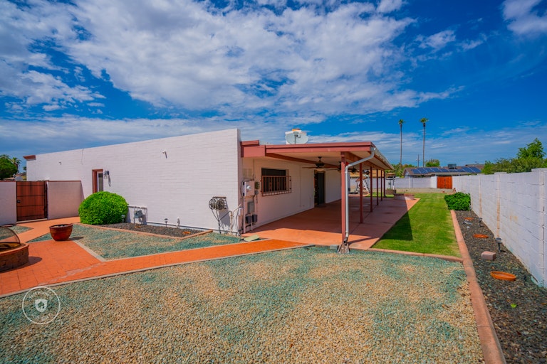 Photo 25 of 31 - 3407 W Evans Dr, Phoenix, AZ 85053