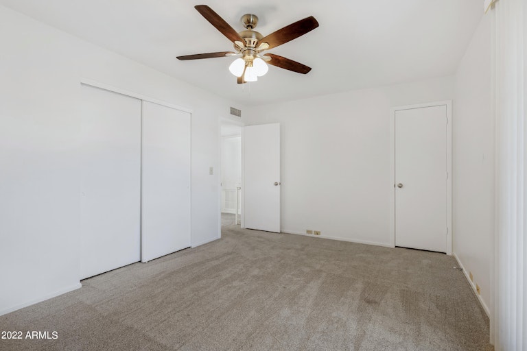 Photo 19 of 40 - 10430 N 10th Pl #2, Phoenix, AZ 85020