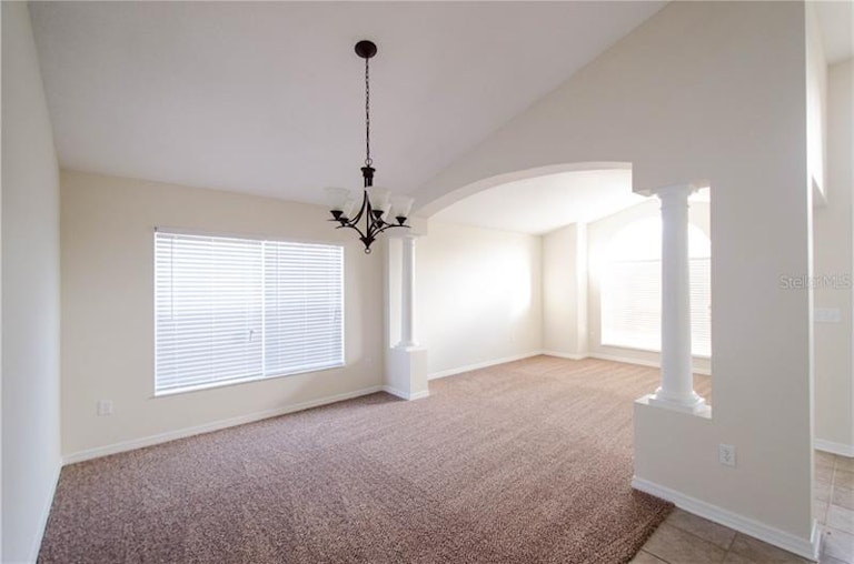 Photo 4 of 25 - 812 Barclay Wood Dr, Ruskin, FL 33570