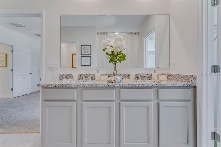 Photo 24 of 36 - 11071 Amber Ridge Dr, Zellwood, FL 32798