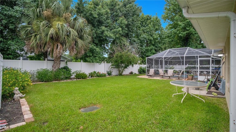 Photo 25 of 37 - 86 Wood Haven Dr, Palm Coast, FL 32164