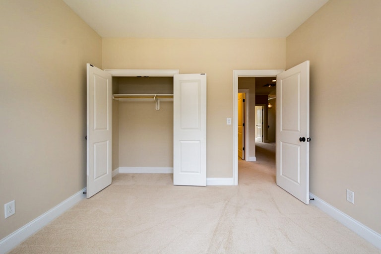 Photo 16 of 18 - 142 Cofield Cir, Durham, NC 27707
