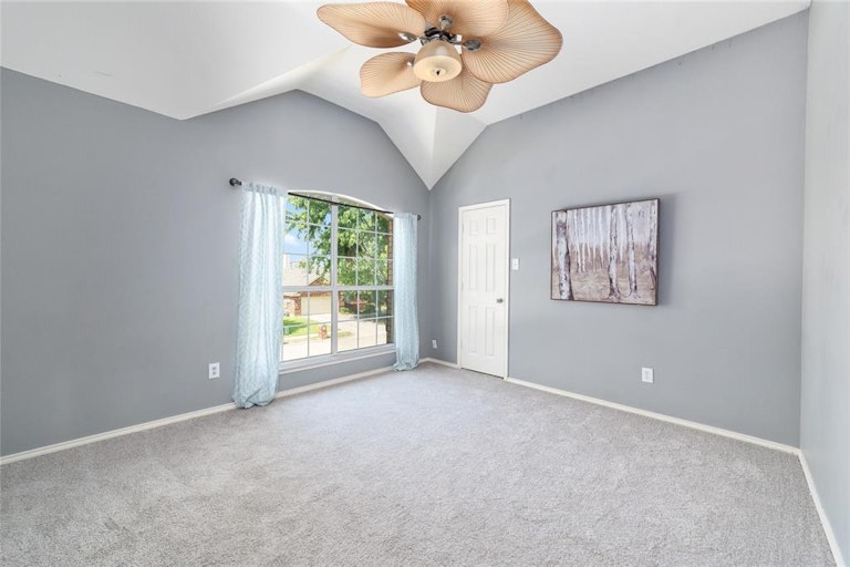 Photo 33 of 40 - 3115 Reagenea Dr, Wylie, TX 75098