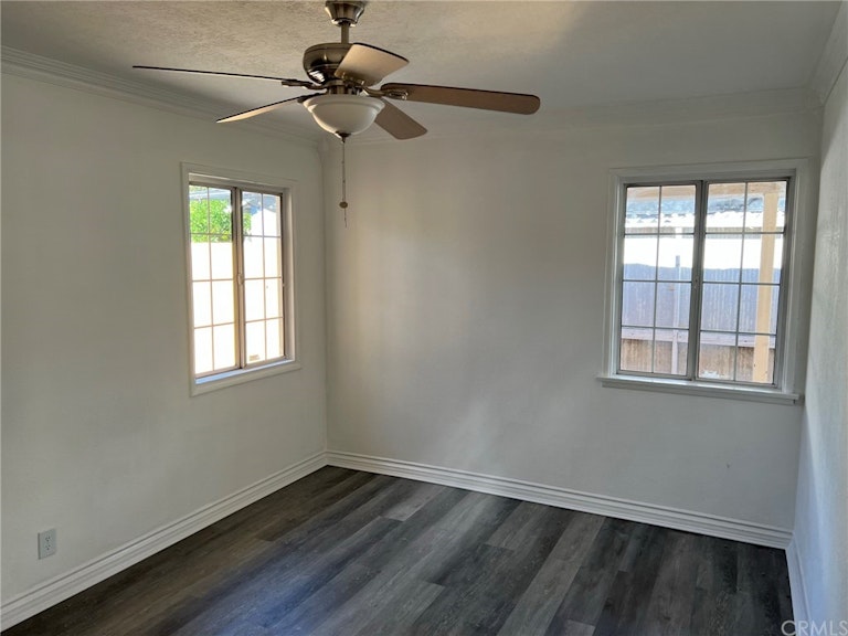 Photo 24 of 43 - 13944 Hartland St, Van Nuys, CA 91405