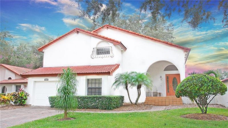 Photo 1 of 25 - 6470 Edgeworth Dr, Orlando, FL 32819