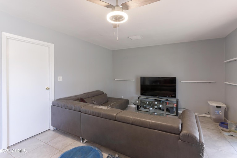 Photo 7 of 15 - 1839 E South Mountain Ave, Phoenix, AZ 85042