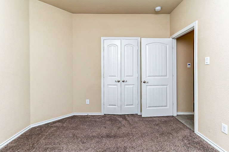 Photo 18 of 23 - 11320 Gold Canyon Dr, Haslet, TX 76052
