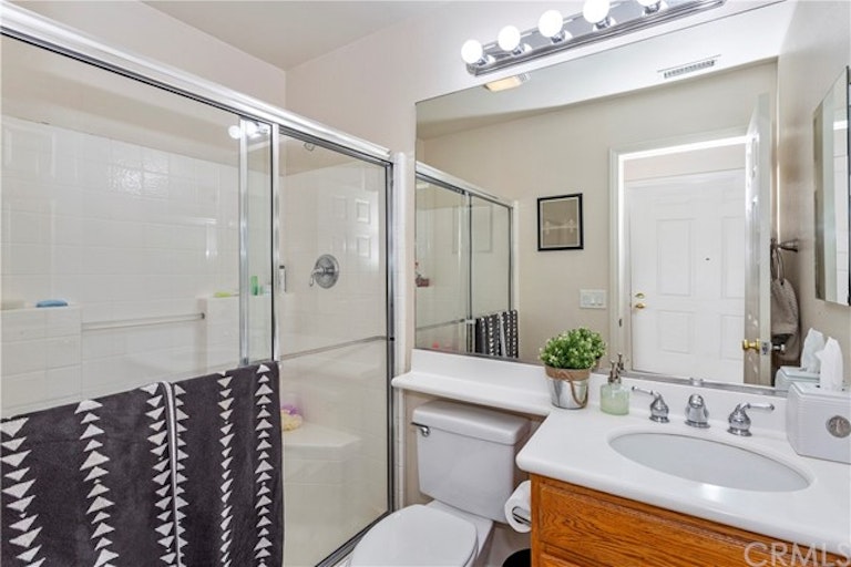 Photo 34 of 44 - 8215 Lantern Pl, Riverside, CA 92508