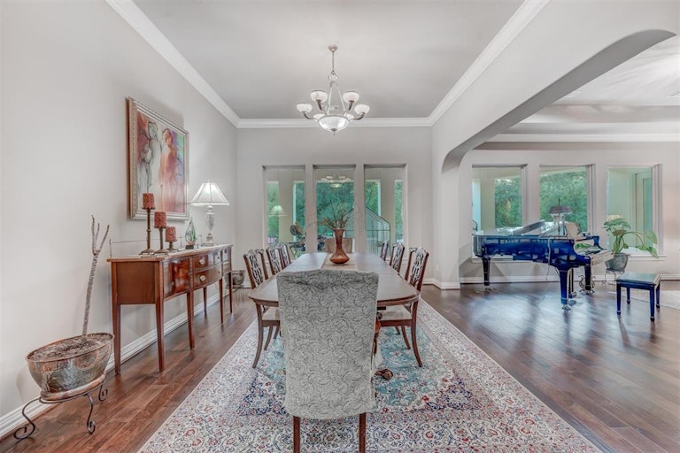 Photo 6 of 31 - 2026 Pecan St, Katy, TX 77494