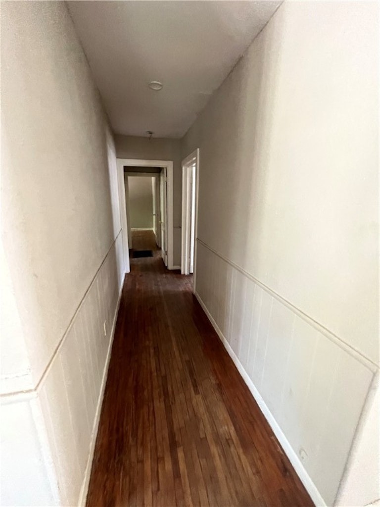 Photo 30 of 37 - 1800 Alguno Rd, Austin, TX 78757