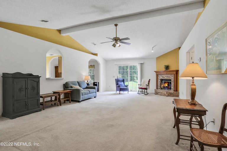 Photo 4 of 29 - 536 Cozybrook Ln, Fleming Island, FL 32003