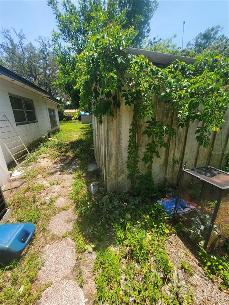 Photo 66 of 77 - 1610 W Knollwood St, Tampa, FL 33604