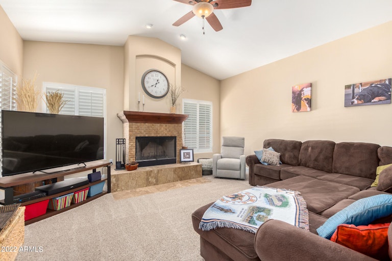 Photo 8 of 35 - 3014 E Winchcomb Dr, Phoenix, AZ 85032