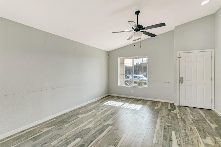 Photo 6 of 40 - 10536 Ragtime Cir, Rancho Cordova, CA 95670
