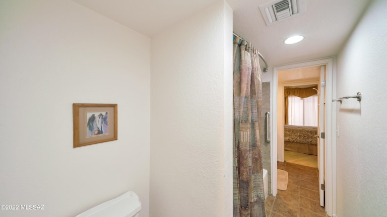 Photo 7 of 25 - 5051 N Sabino Canyon Rd #1126, Tucson, AZ 85750