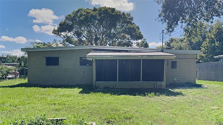 Photo 12 of 13 - 4124 Fairford Dr, New Port Richey, FL 34652