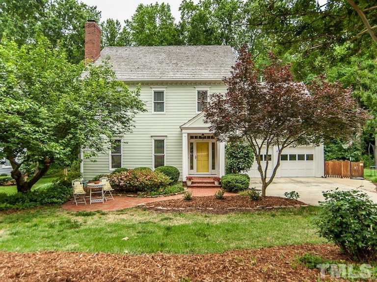 Photo 1 of 32 - 8405 Caldbeck Dr, Raleigh, NC 27615