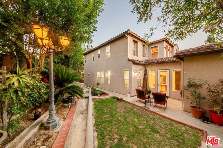 Photo 1 of 48 - 686 Milford St, Los Angeles, CA 90042