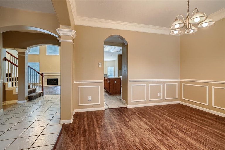 Photo 6 of 28 - 22993 Ridgemoor Estates Ct, Conroe, TX 77385