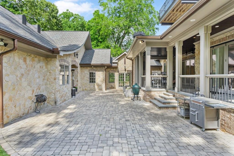 Photo 69 of 77 - 4268 Woodland Brook Dr SE, Atlanta, GA 30339