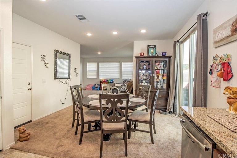 Photo 7 of 19 - 946 Blue Orchid, Beaumont, CA 92223
