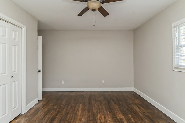 Photo 19 of 21 - 2812 E Ln, Fort Worth, TX 76116