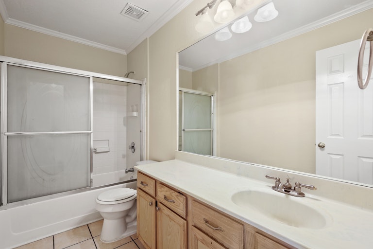 Photo 11 of 25 - 812 Max St, Fort Worth, TX 76108