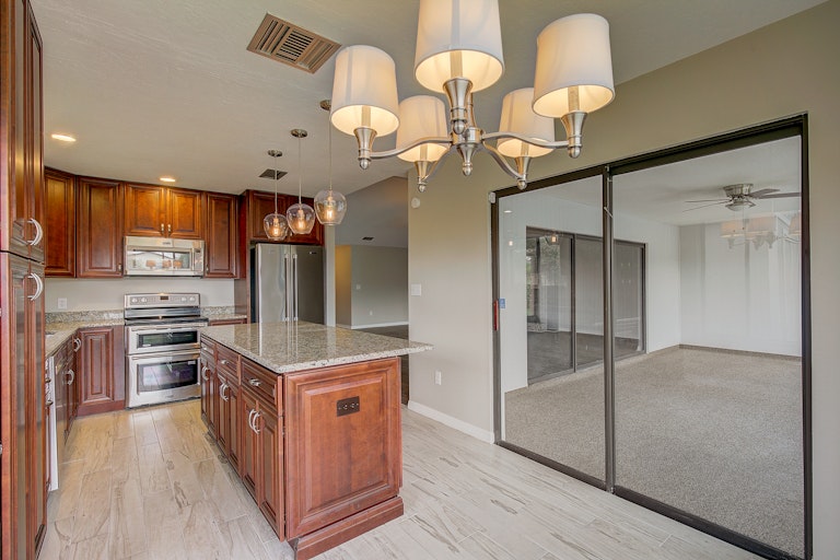 Photo 25 of 32 - 2401 Harris Blvd, Kissimmee, FL 34746