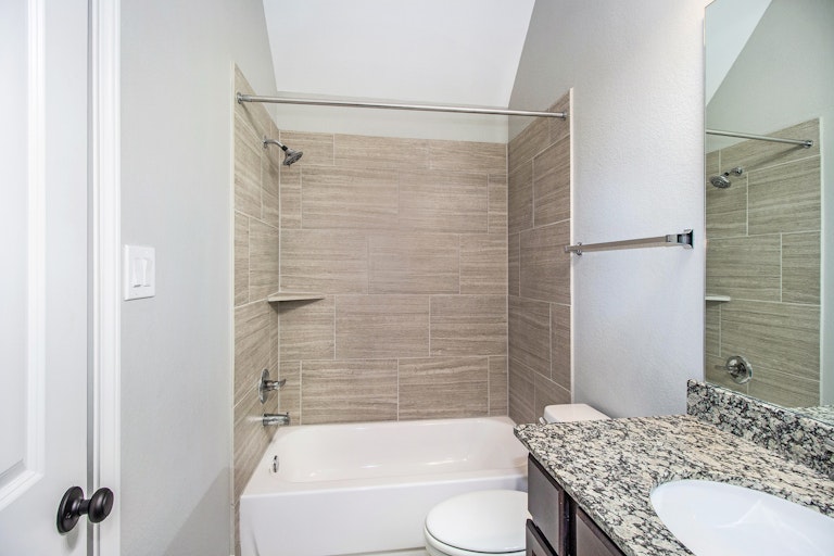 Photo 17 of 17 - 3022 Hickory Springs Ln, Rosenberg, TX 77471