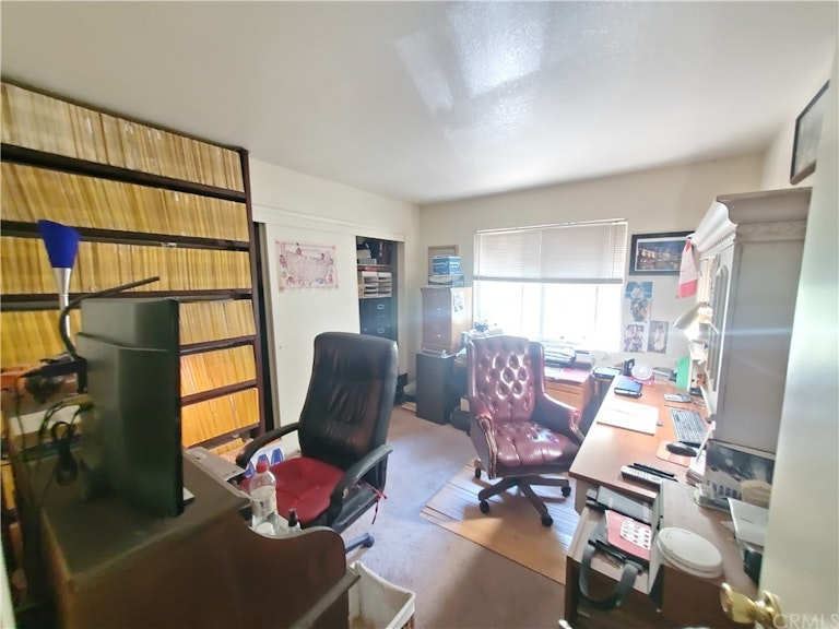 Photo 12 of 33 - 24937 Faulhorn Dr, Crestline, CA 92325