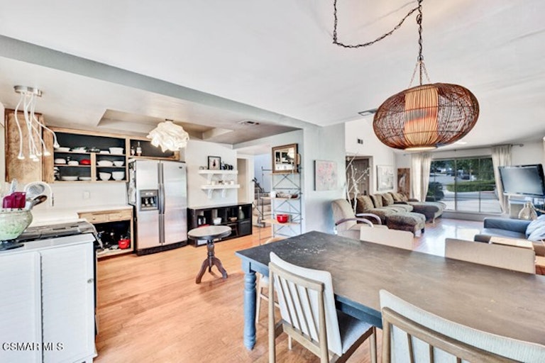 Photo 9 of 36 - 29301 Hillrise Dr, Agoura Hills, CA 91301