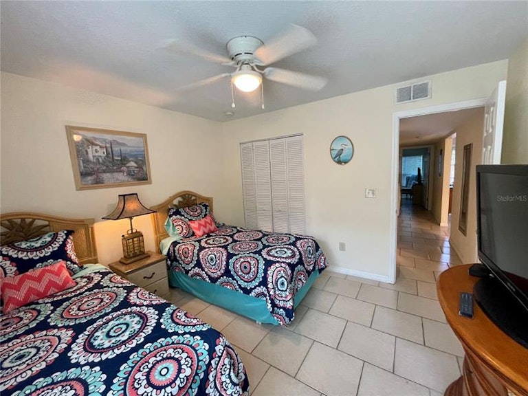 Photo 14 of 22 - 3473 Clark Rd #171, Sarasota, FL 34231