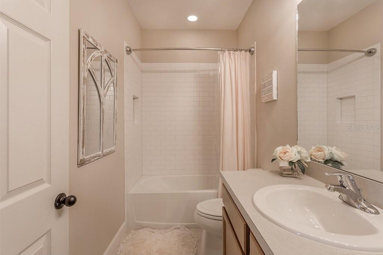 Photo 42 of 59 - 11215 Great Neck Rd, Riverview, FL 33578