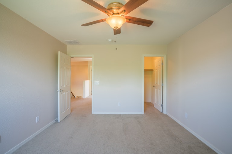 Photo 25 of 37 - 17808 W Ivy Ln, Surprise, AZ 85388
