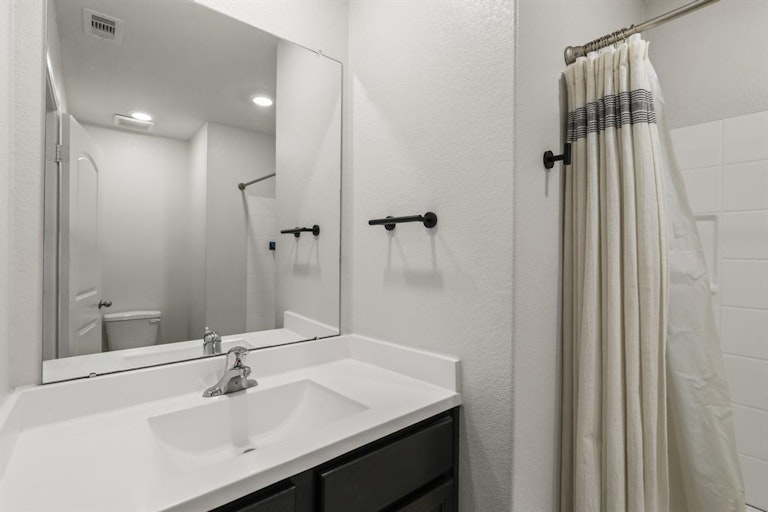 Photo 17 of 24 - 3029 Iron Woods Dr, Katy, TX 77493
