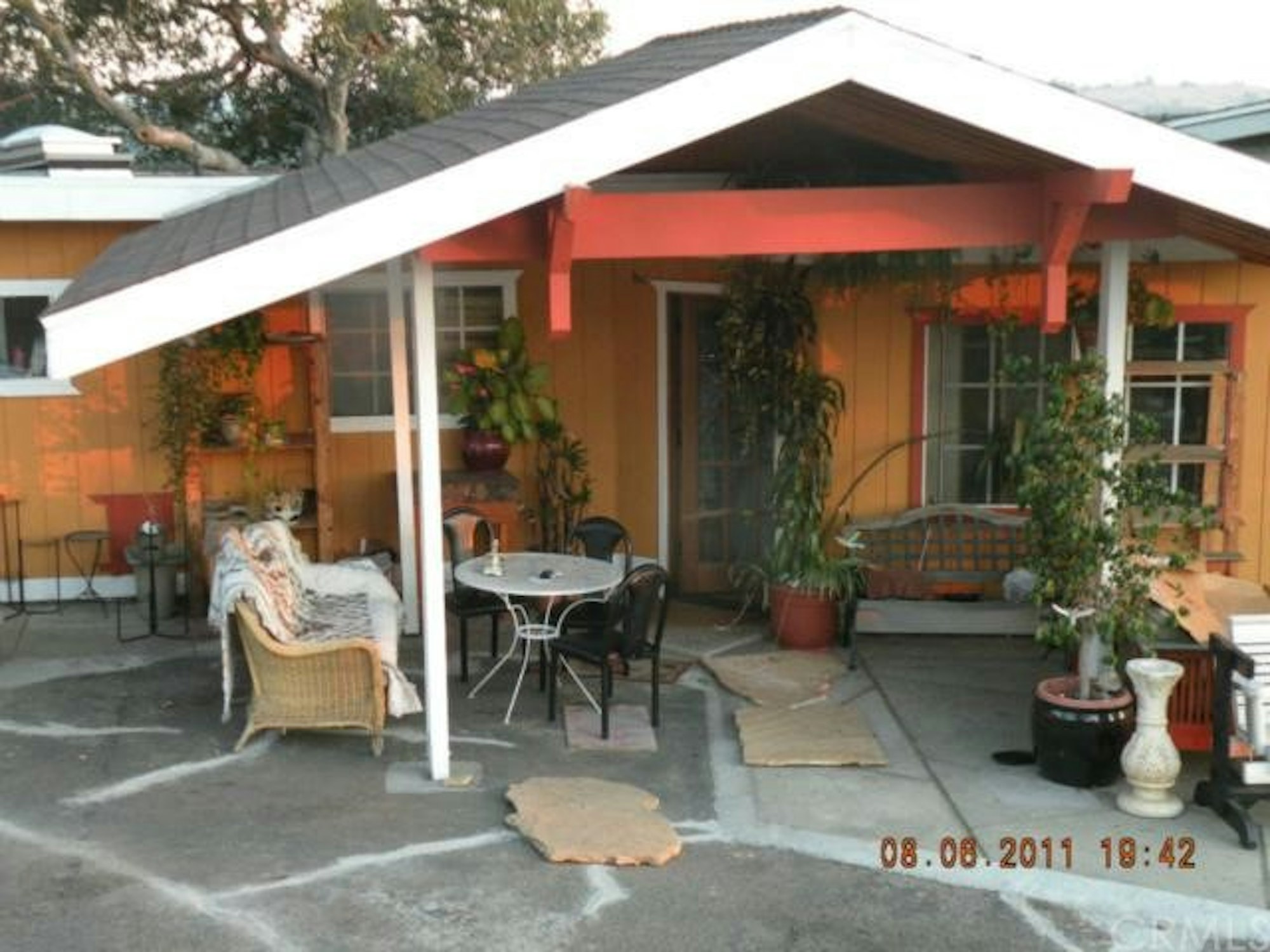 Photo 1 of 19 - 800 S Walnut Ave, San Dimas, CA 91773