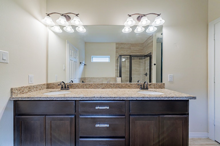 Photo 16 of 26 - 7235 Foxmoor Lake Ct, Humble, TX 77338