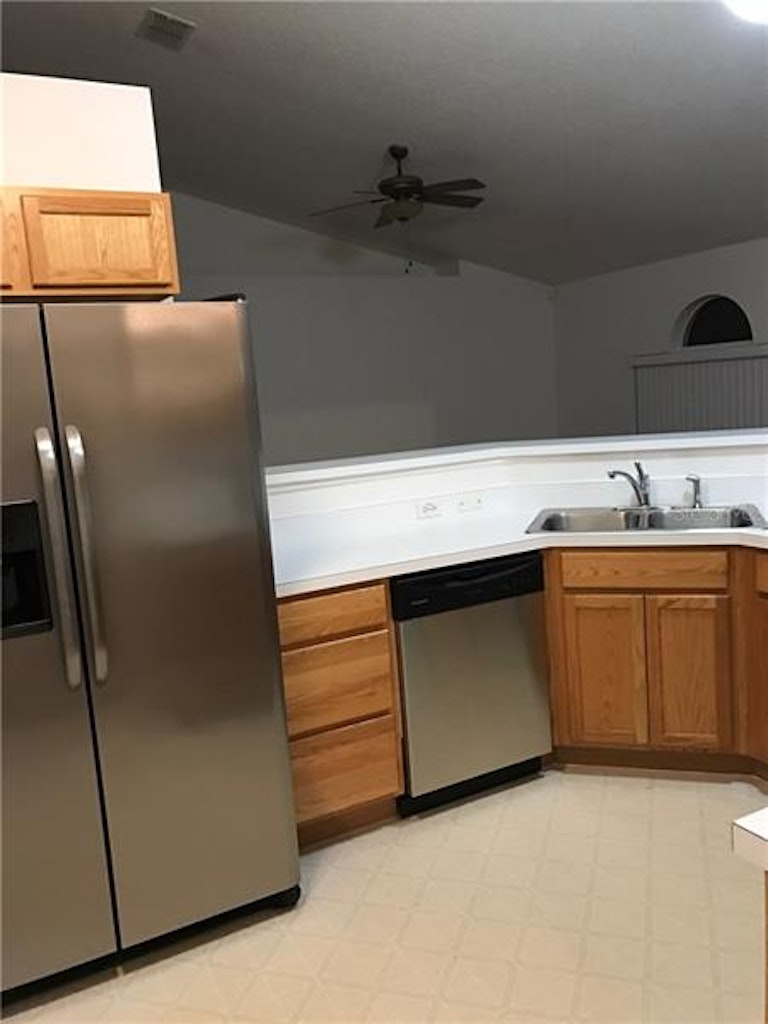 Photo 14 of 24 - 1756 Pompano Dr, Kissimmee, FL 34759