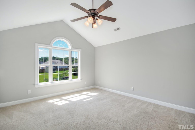 Photo 17 of 32 - 817 Oxen Cir, Raleigh, NC 27603