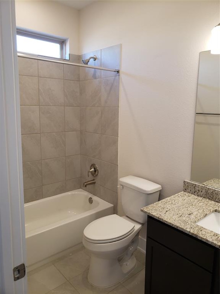 Photo 9 of 35 - 10619 Juniper Branch Dr, Rosharon, TX 77583
