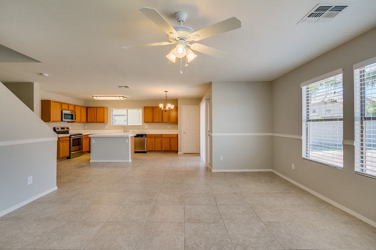 Photo 3 of 35 - 3737 E Constitution Ct, Gilbert, AZ 85296