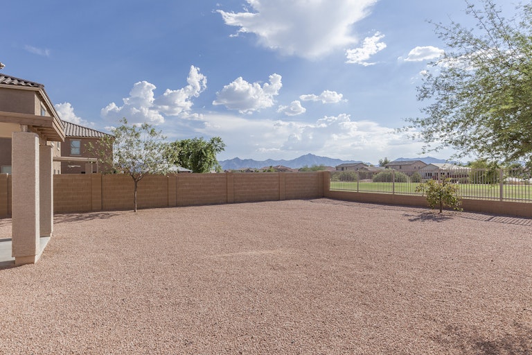Photo 22 of 27 - 6704 S 54th Ln, Phoenix, AZ 85339